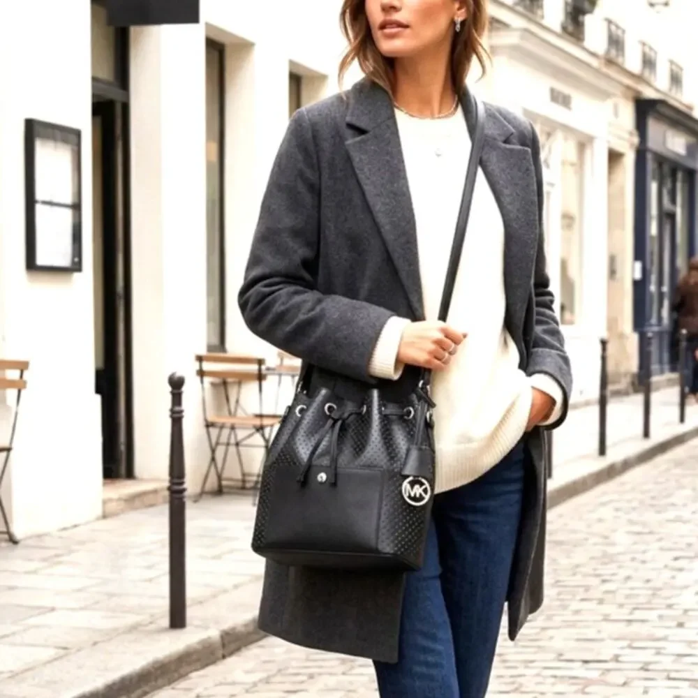 Michael Michael Kors Greenwich Medium Bucket Bag leather minimalist neutral